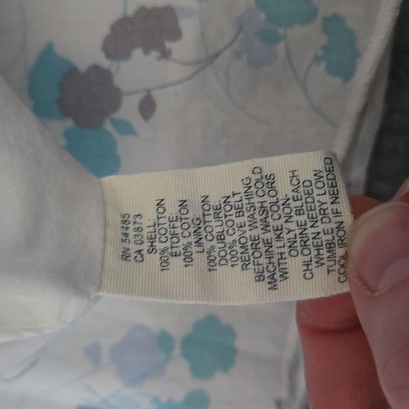 American Eagle White/Blue Skirt, Women's Size 10, Great Condition - Picture 5 of 9